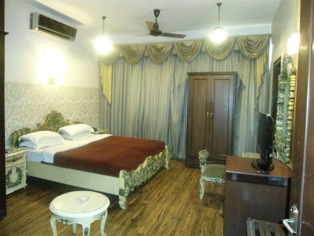 Collection O Hamilton Hotel New Delhi Luaran gambar
